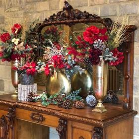 fwthumbchristmas dresser arrangements.jpg